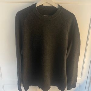 Lululemon large men’s crewneck sweater